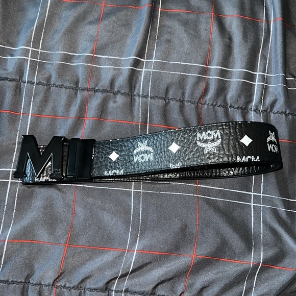 Men’s Black MCM Belt - Picture 2 of 6